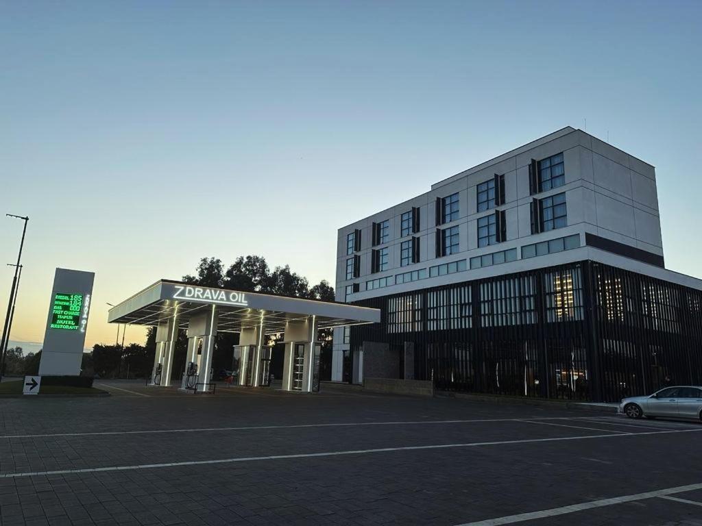 Resort Zdrava Savra Exterior photo
